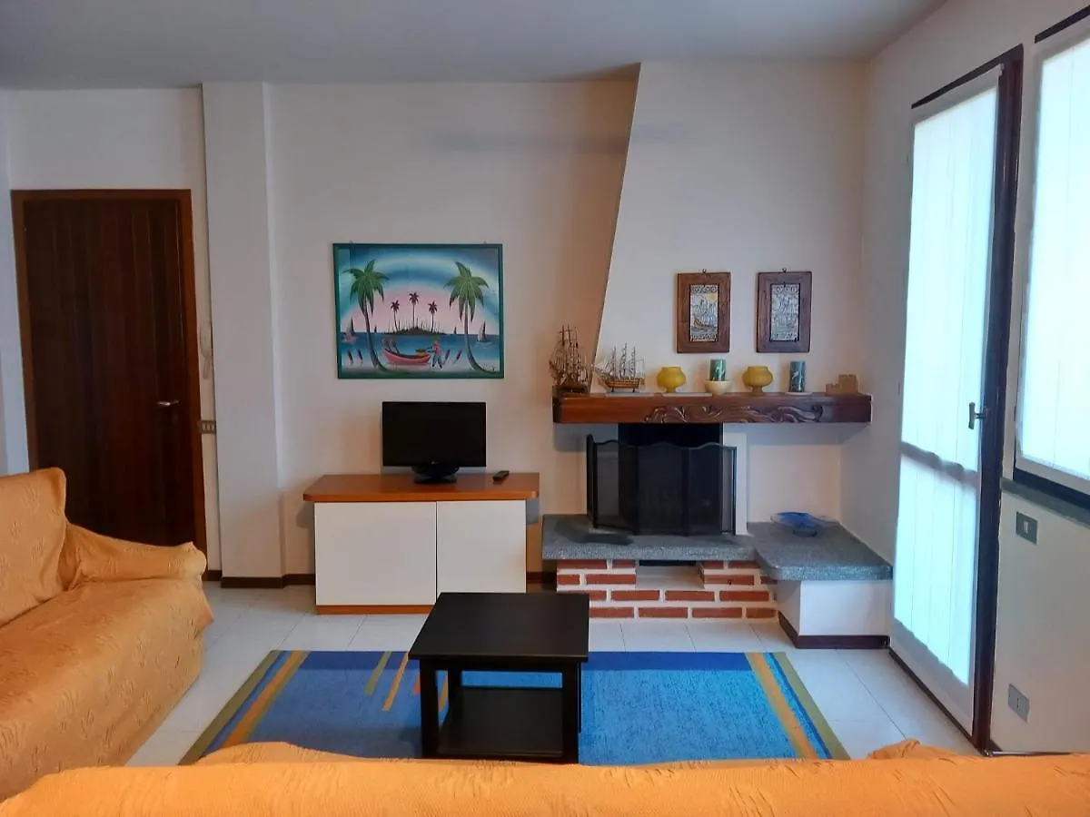 My Holiday - La Roggia Apartment Domaso Italy