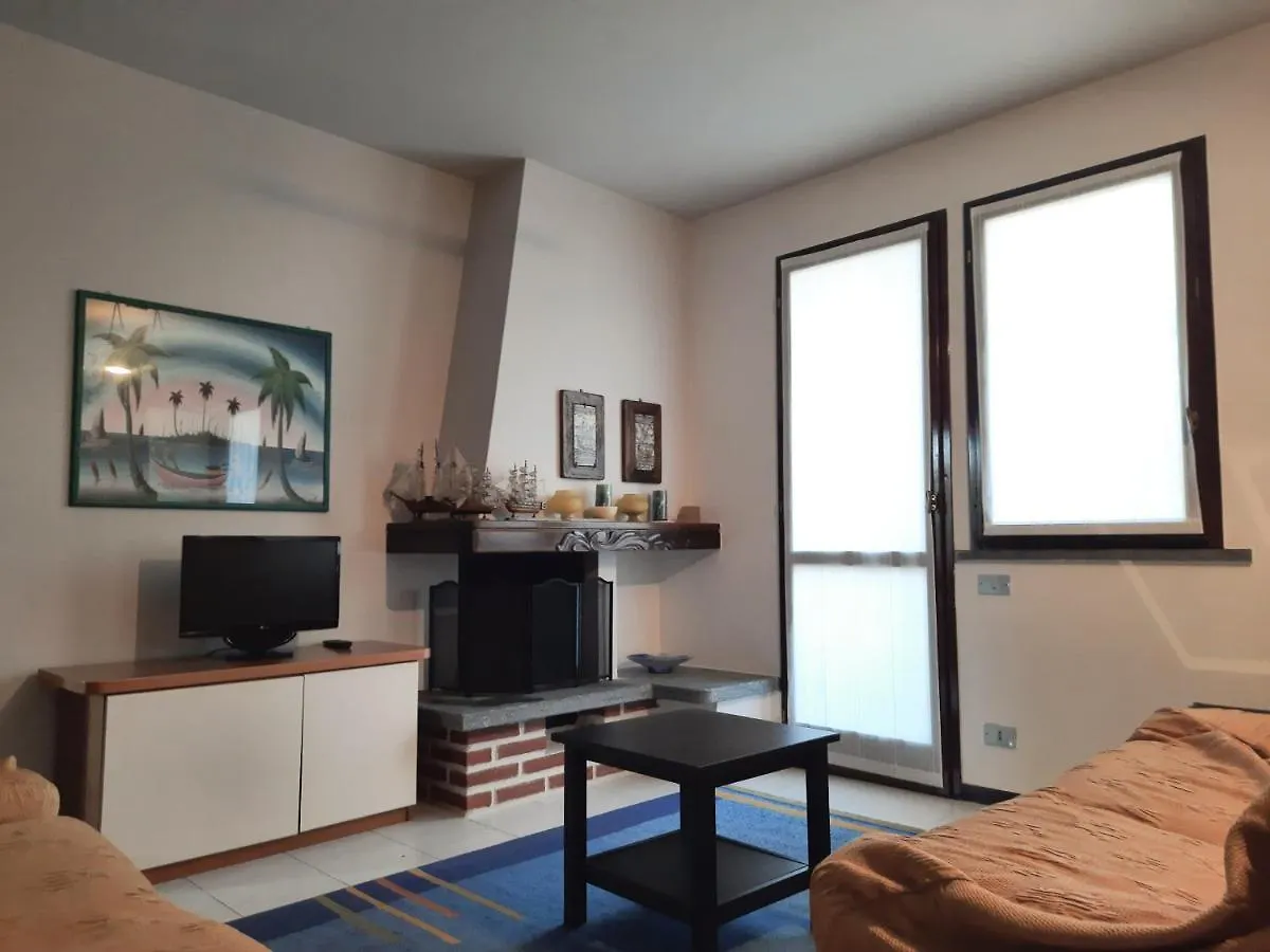 My Holiday - La Roggia Apartment Domaso
