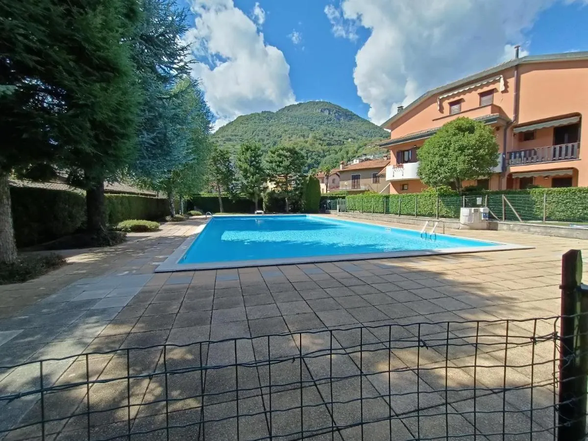My Holiday - La Roggia Apartment Domaso