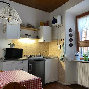 Apartment Casa D'epoca Fronte A Di, Domaso